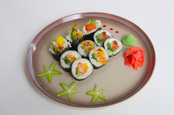 małe sushi